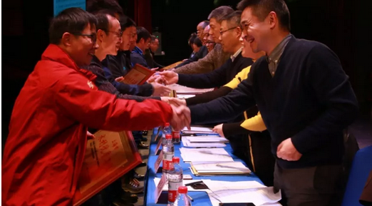 歲末迎春丨滬、浙、閩三地的年會是怎樣的？小f告訴你